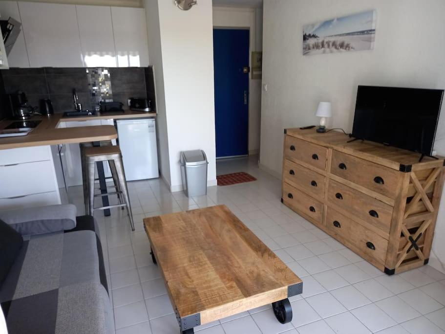 Amouvera C14, T2 Vue Mer, Piscine, Clim, Parking Apartment *