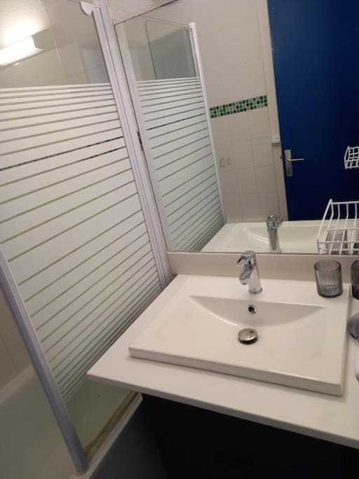 Amouvera C14, T2 Vue Mer, Piscine, Clim, Parking Apartment